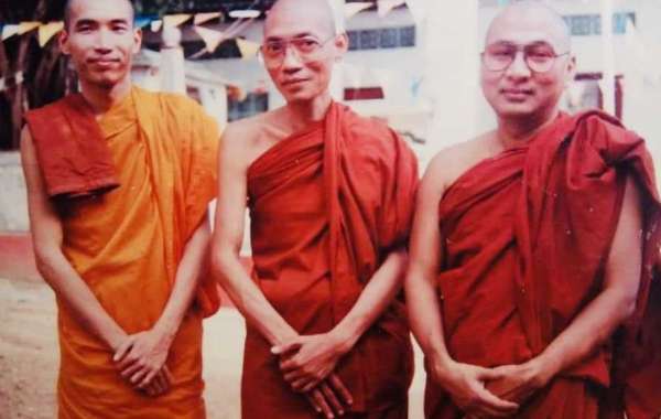 စိတ္ပိုင္းဆိုင္ရာ ေပ်ာ္ရႊင္မႈ - Happiness